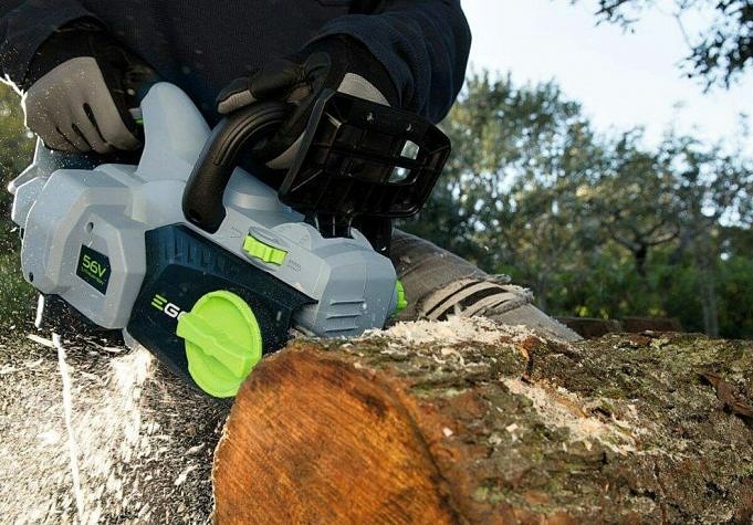 Ego CS1800 Vs CS1804 - Which Ego Chainsaw Is Right For You?